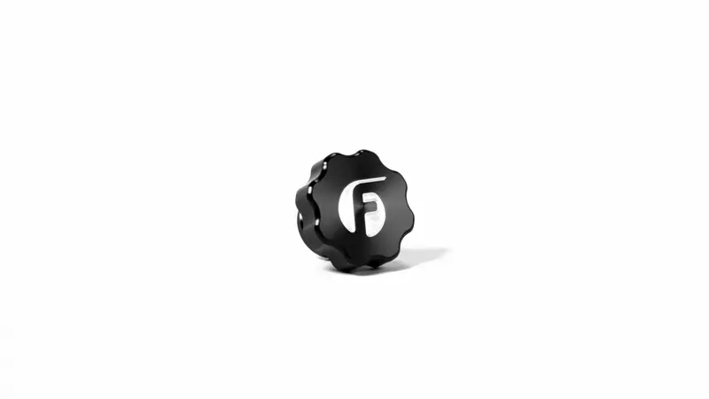 Fleece Performance Dmax Oil Cap – Black Finish For 2001–2016 Duramax Engines 1